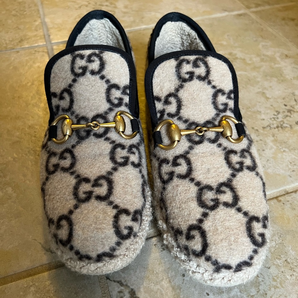 Gucci Shearling Espadrilles Fur size 35